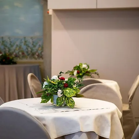 Hotel Astor 2*